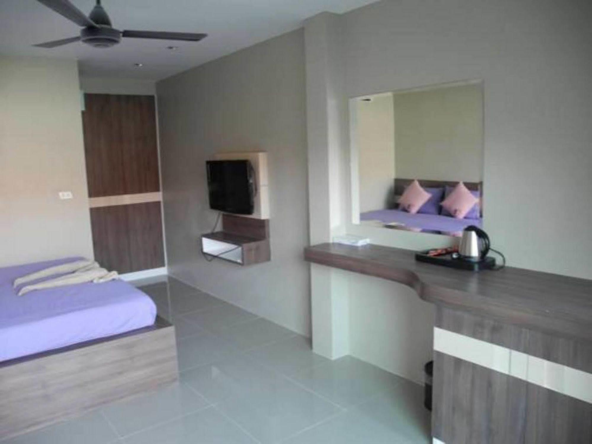 Bee Orchid Pool Villa Pattaya Exterior foto